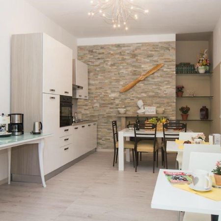 Affittacamere Cecco Rooms 拉维罗 外观 照片