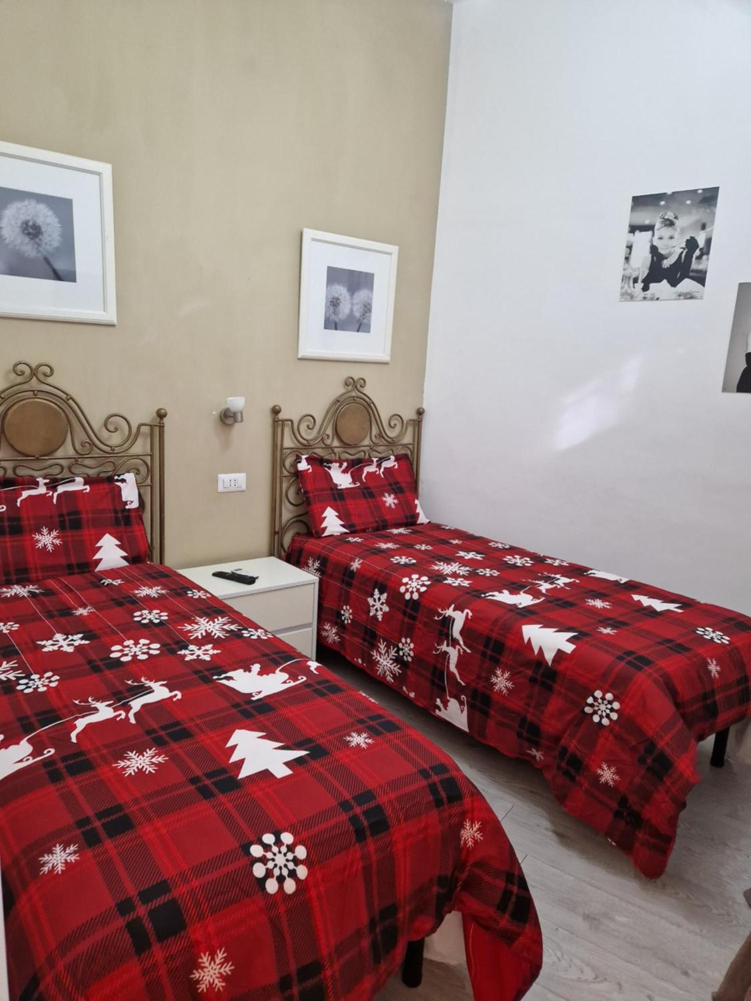 Affittacamere Cecco Rooms 拉维罗 外观 照片