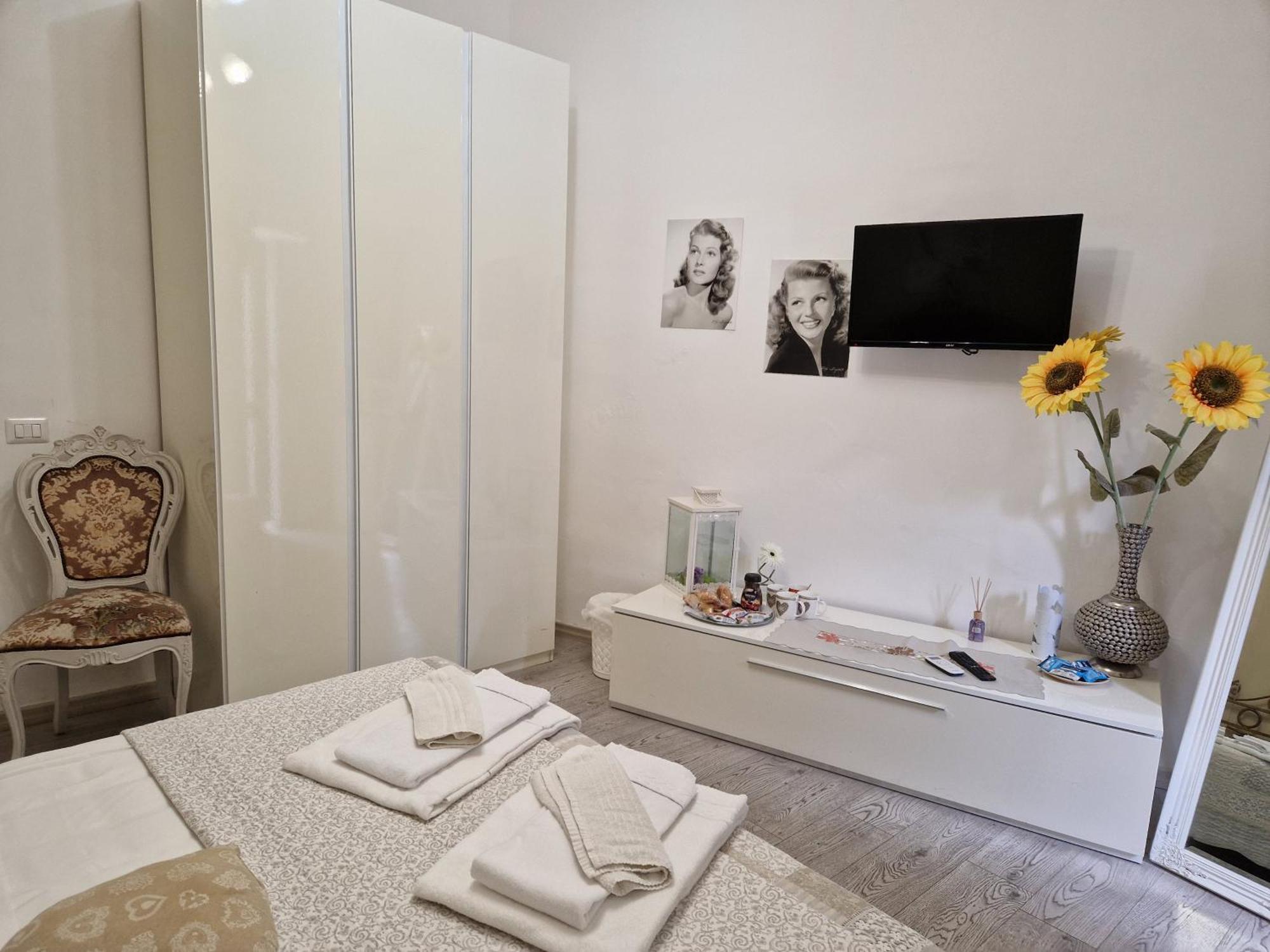 Affittacamere Cecco Rooms 拉维罗 外观 照片