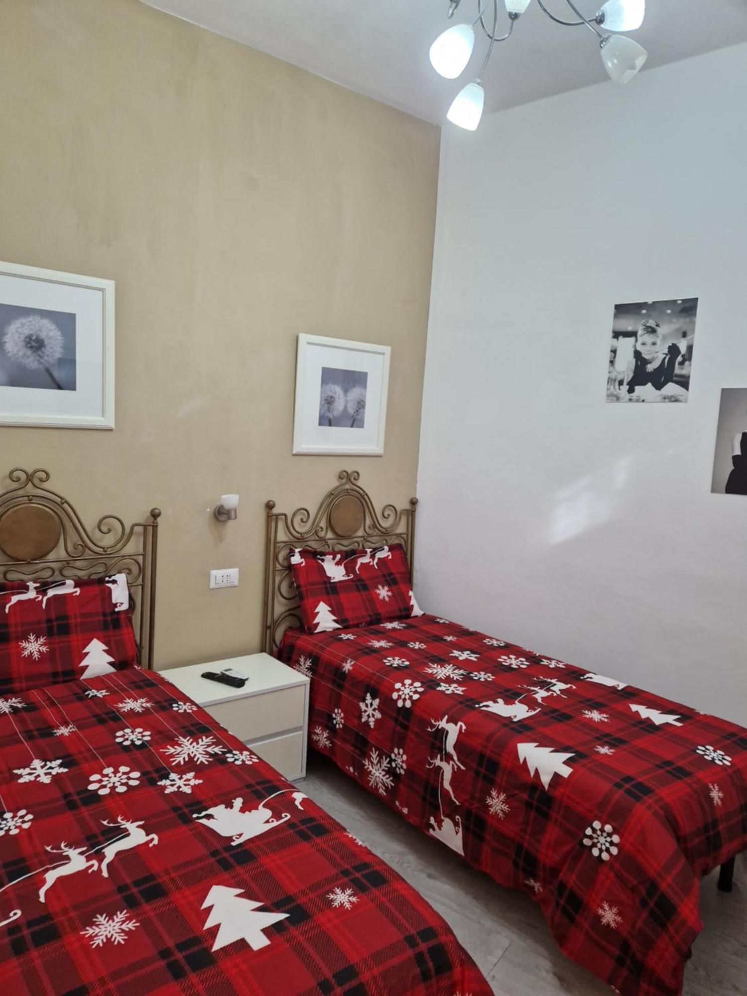 Affittacamere Cecco Rooms 拉维罗 外观 照片