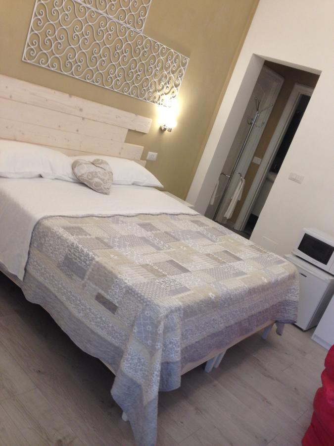 Affittacamere Cecco Rooms 拉维罗 外观 照片