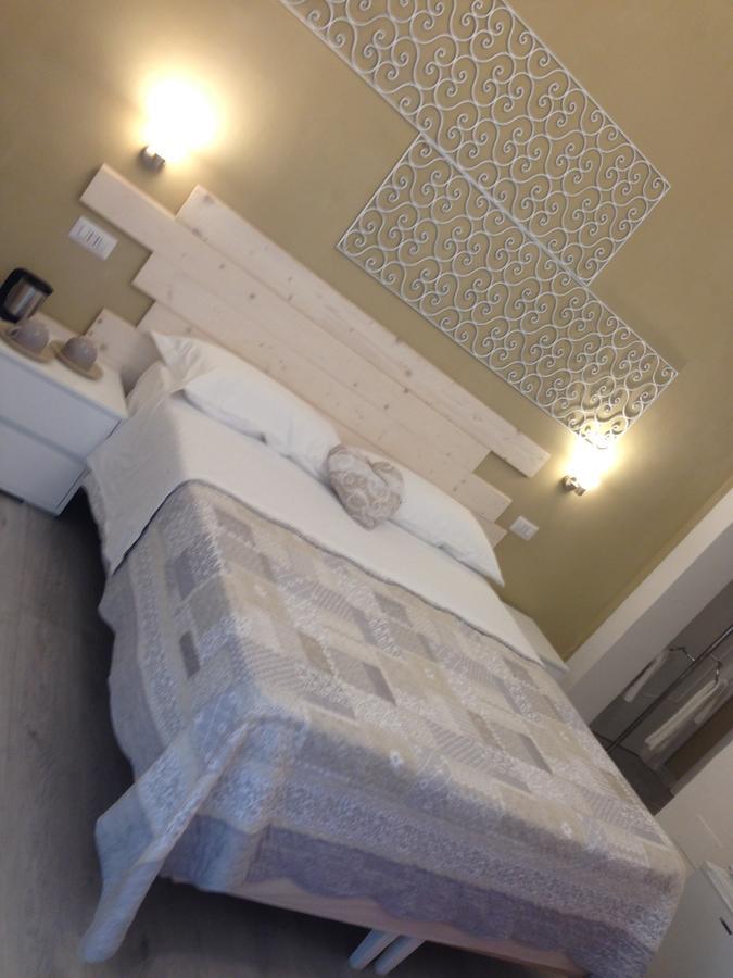 Affittacamere Cecco Rooms 拉维罗 外观 照片